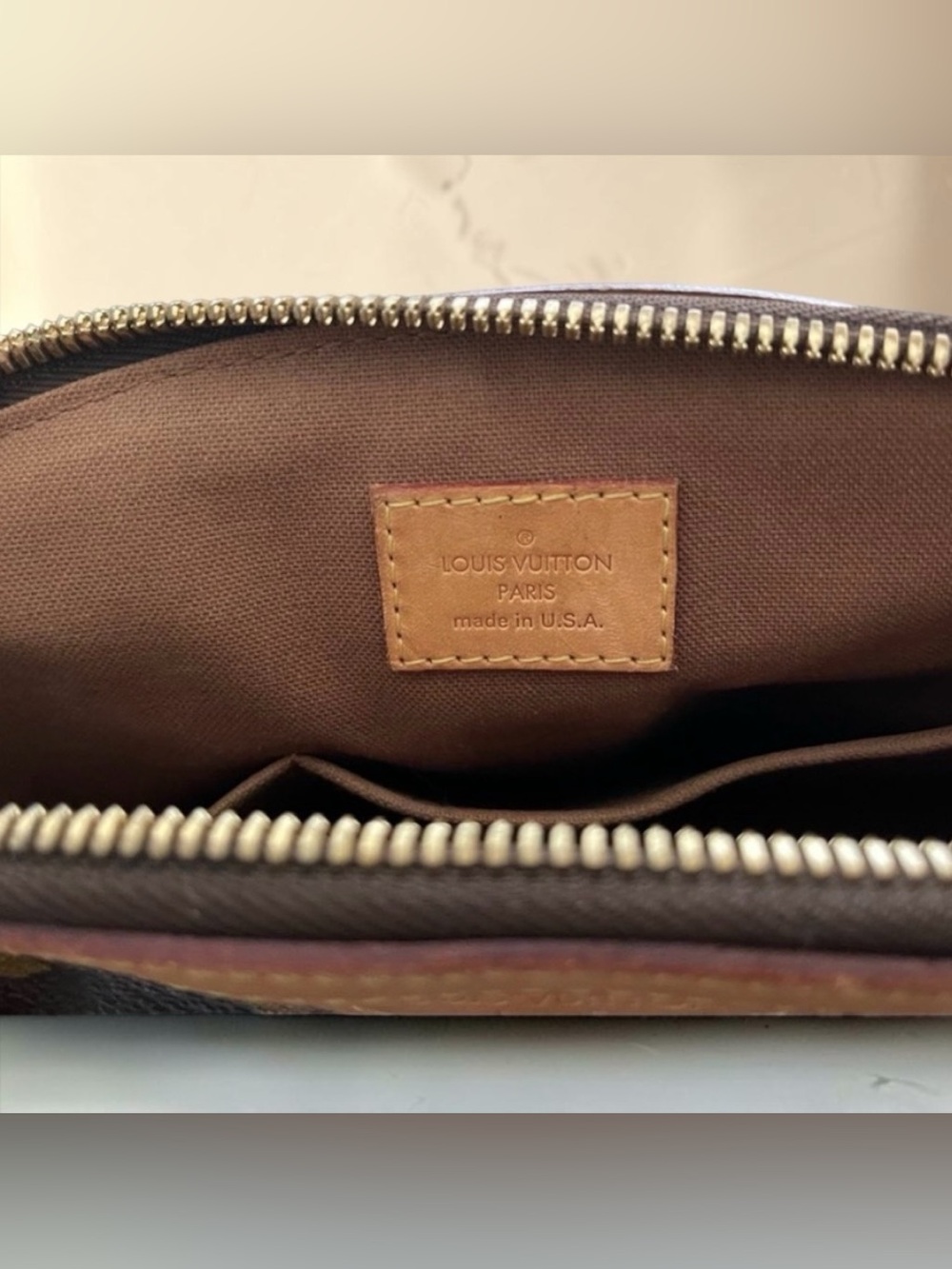 2009 Louis Vuitton Discontinued Tivoli PM Monogram Canvas Handbag - Picture 5 of 13